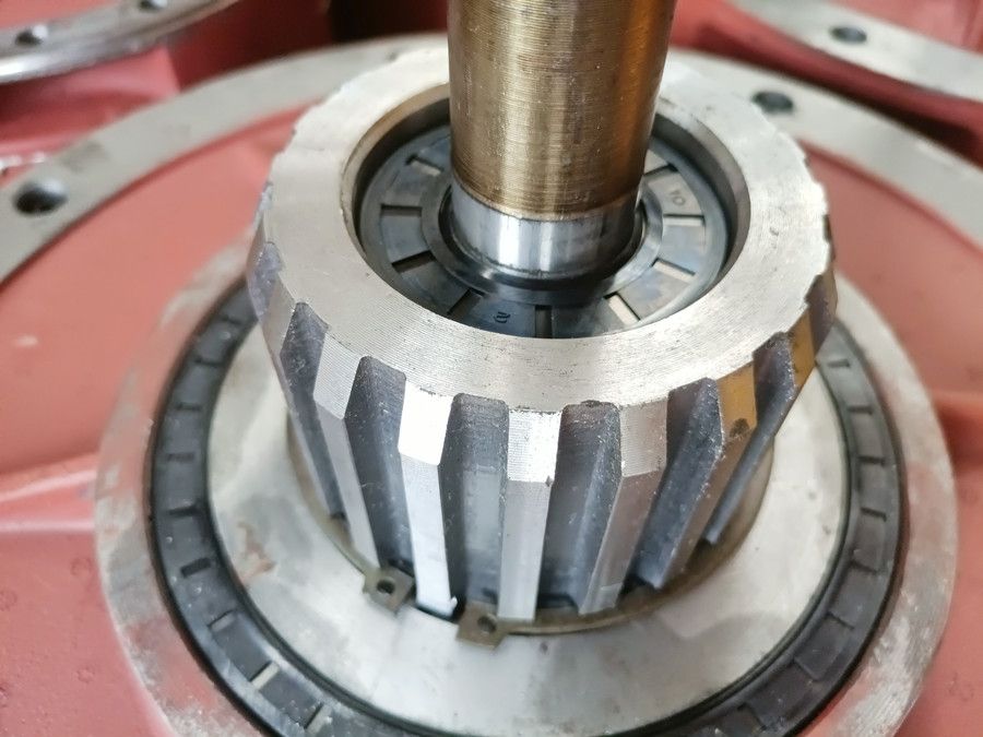 河南電動(dòng)葫蘆配件、減速機(jī)變速箱空心大軸廠家批發(fā)