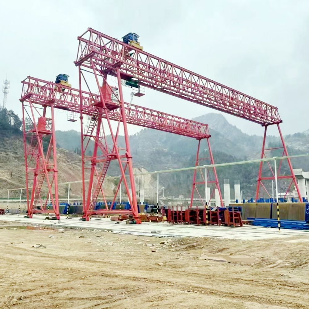 河南路橋門(mén)機(jī)租賃、提梁機(jī)、移梁機(jī)、地鐵出渣機(jī)出租、安裝搬遷維修