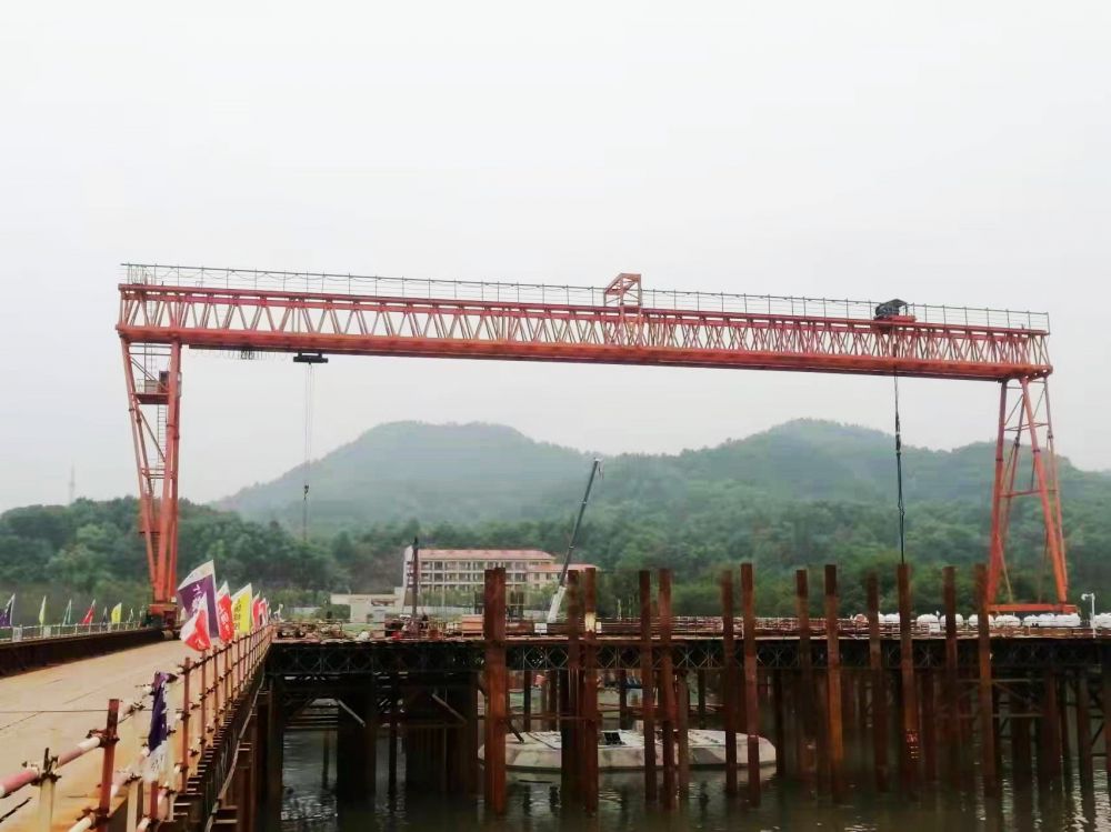 MG型桁架雙梁門式起重機、龍門吊廠家品牌、產(chǎn)地貨源