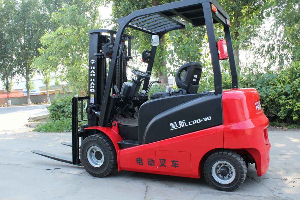 鋰電叉車在使用的過程中，有哪些注意事項？
