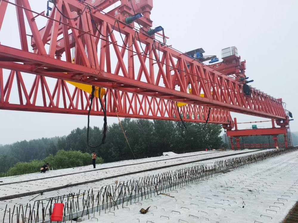 山東提梁機(jī)、鐵山架橋機(jī)-山東東營起重機(jī)廠家銷售