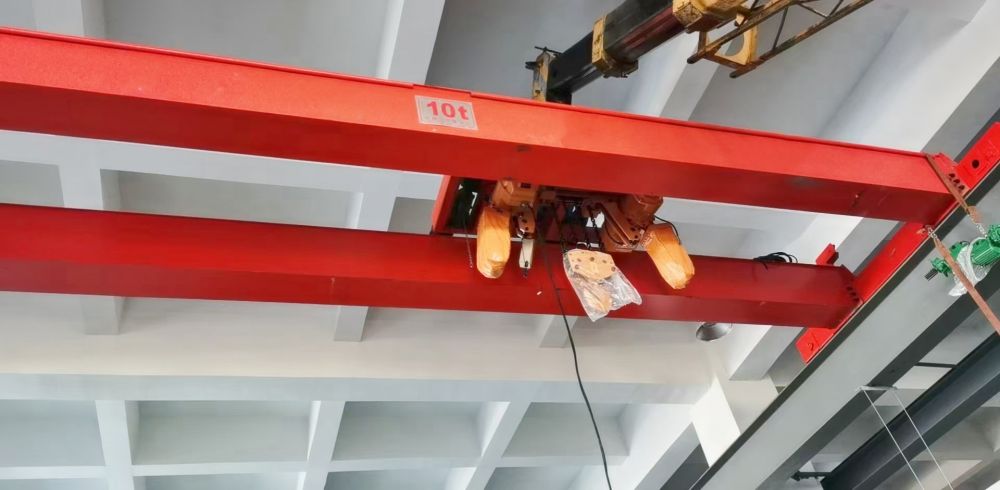 LH型電動葫蘆橋式起重機.jpg