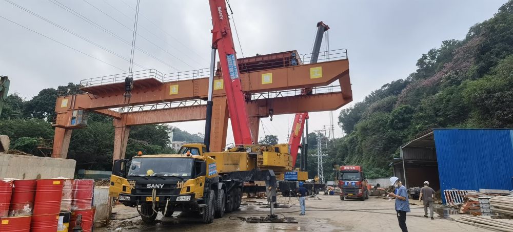 廣東廣州汽車吊出租租賃、大中型汽車起重機吊裝裝卸、搬廠定位服務
