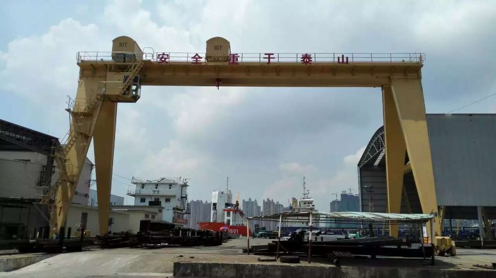 ME型雙小車雙鉤門(mén)式起重機(jī)、雙小車龍門(mén)吊