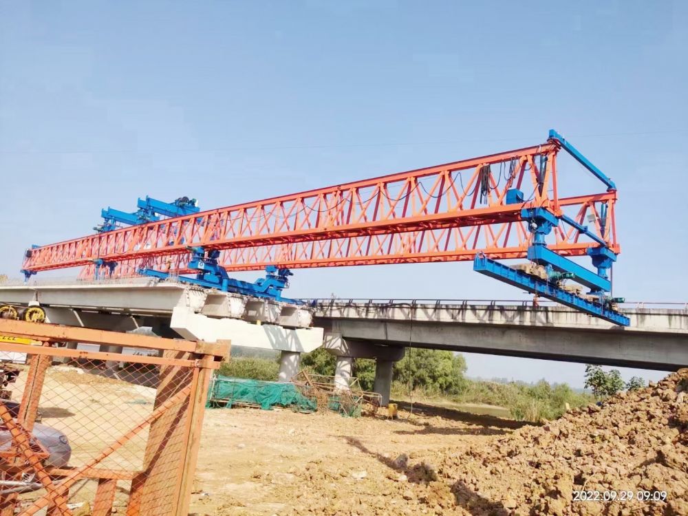 公路架橋機(jī)、鐵路架橋機(jī)、架橋機(jī)廠家生產(chǎn)制造銷售、安裝租賃、維修