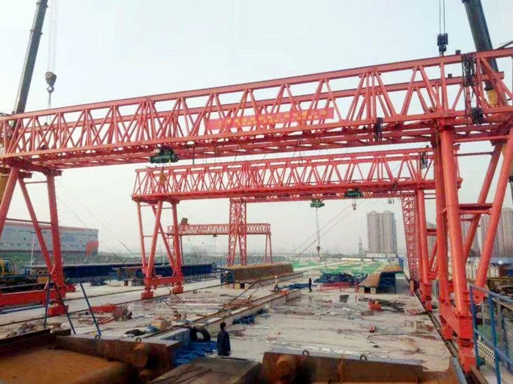 張家界門(mén)式起重機(jī)、提梁機(jī)、路橋門(mén)機(jī)、梁場(chǎng)龍門(mén)吊廠家銷(xiāo)售