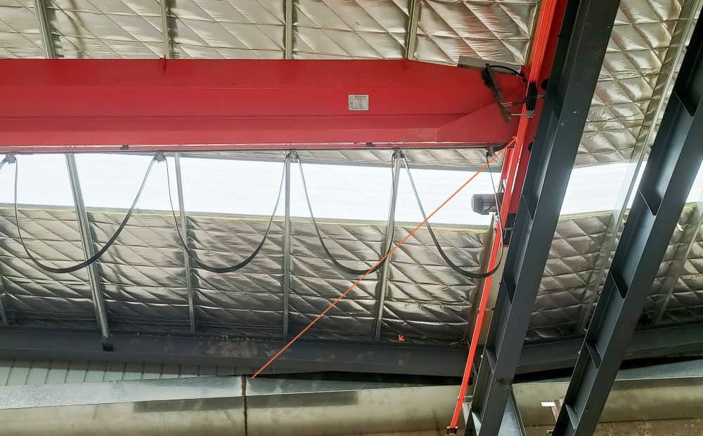無接縫滑線用于電動單梁起重機.jpg