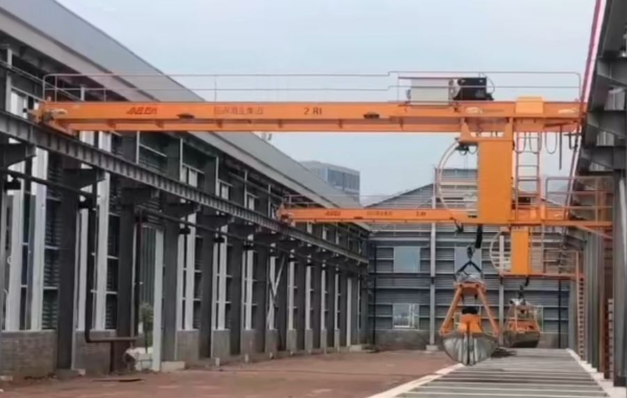 阿爾法起重機、酒廠專用抓斗橋式起重機