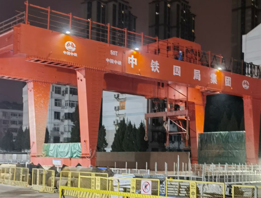 MG型雙梁門式起重機(jī)、地鐵出渣機(jī)廠家報(bào)價(jià)
