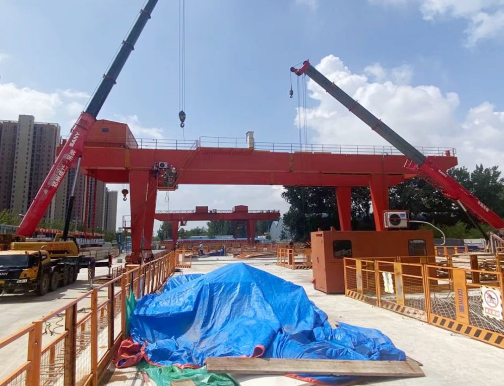 江蘇地鐵龍門吊、地鐵出渣機(jī)、地鐵專用門式起重機(jī)租賃出租、安裝搬遷
