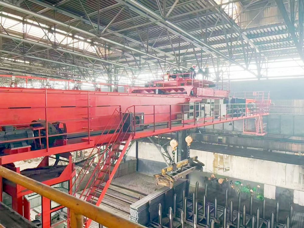遼寧雙梁吊機、天車行車、阜新QL型旋轉(zhuǎn)電磁掛梁橋式起重機廠家銷售