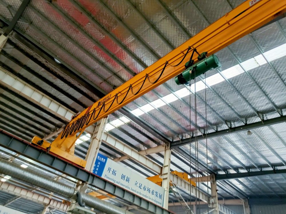 河南鐵山起重機(jī)、LDA型電動(dòng)單梁橋式起重機(jī)、橋吊、天車(chē)、吊機(jī)
