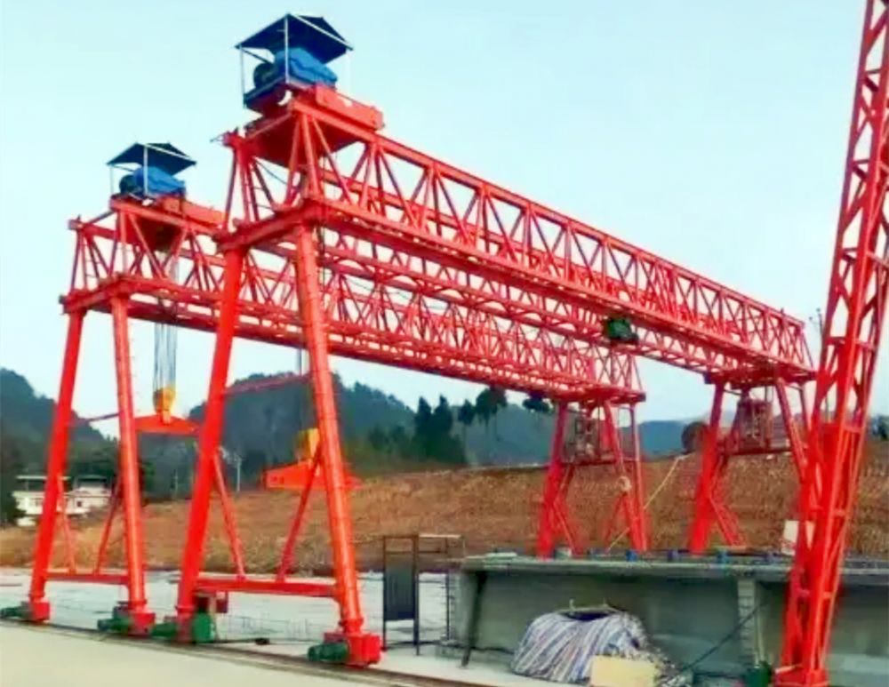 湖南湘西龍門吊廠家銷售安裝維修、雙梁門式起重機(jī)型號、參數(shù)、價格
