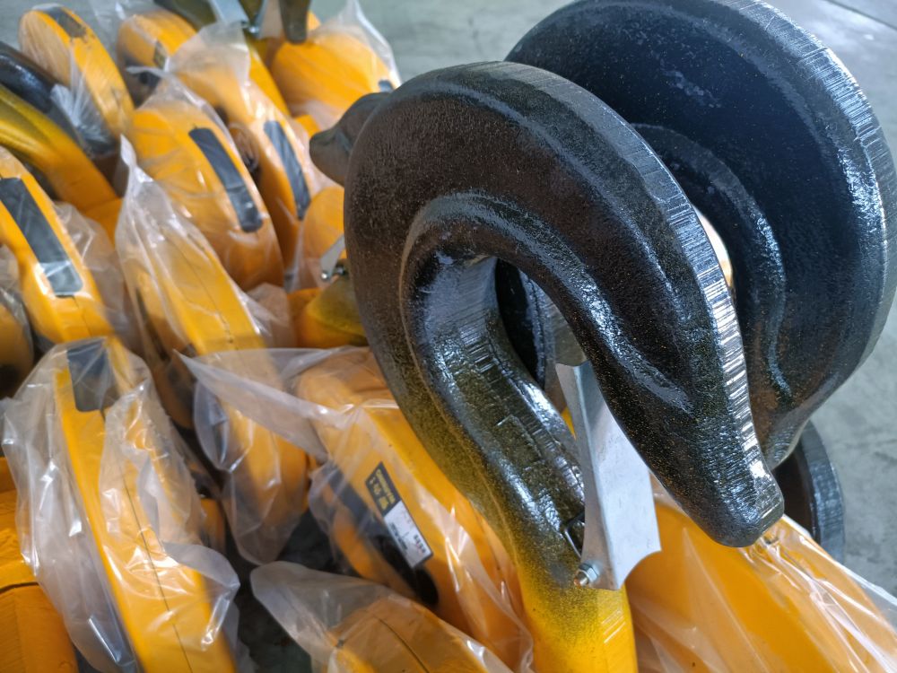 菏澤起重機(jī)械廠家銷售、10噸電動(dòng)葫蘆吊鉤