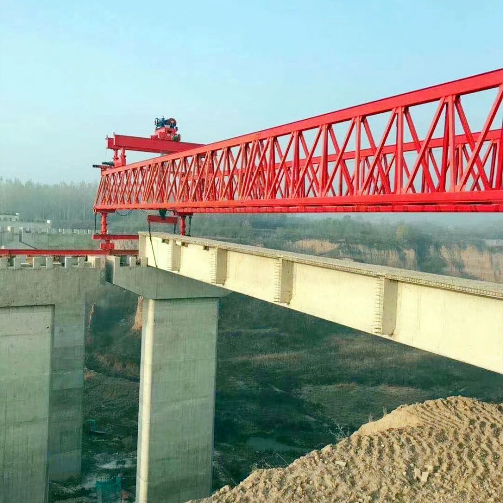 出租架橋機(jī)、架橋龍門吊、提梁機(jī)、單雙梁門式起重機(jī)租賃出租安裝維修