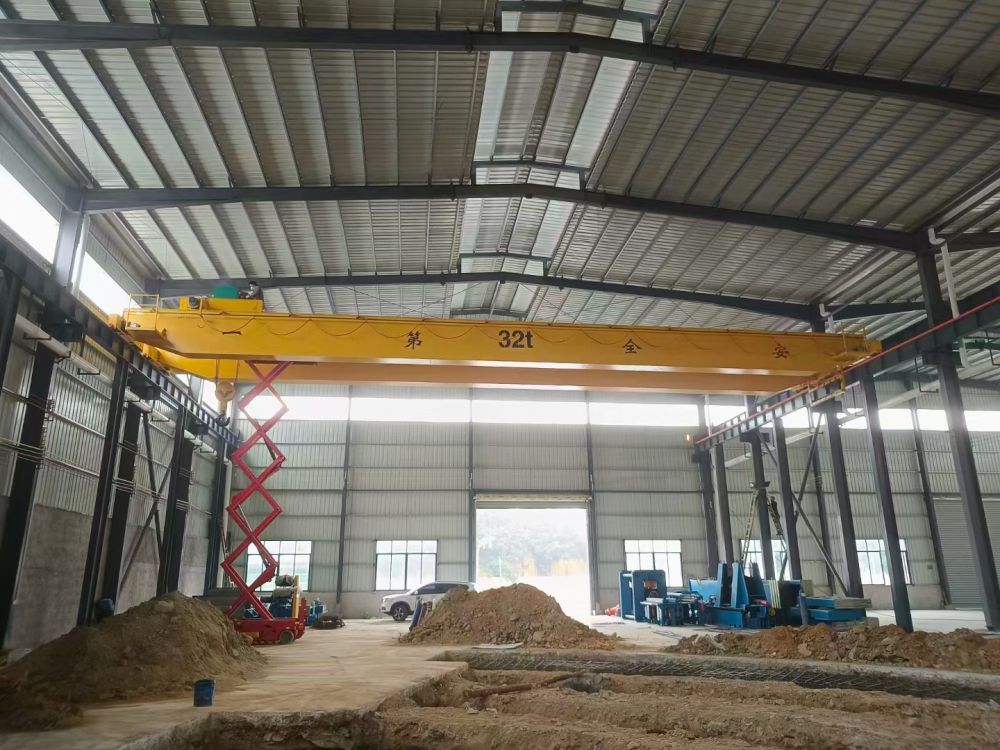 電動(dòng)雙梁起重機(jī)、雙梁吊機(jī)、天車、行車生產(chǎn)廠家、型號(hào)規(guī)格、參數(shù)圖紙