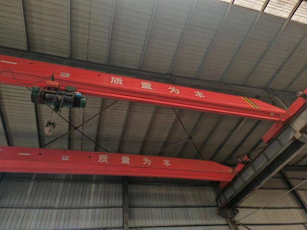 電動(dòng)橋式起重機(jī)廠(chǎng)家、LDA型電動(dòng)單梁起重機(jī)