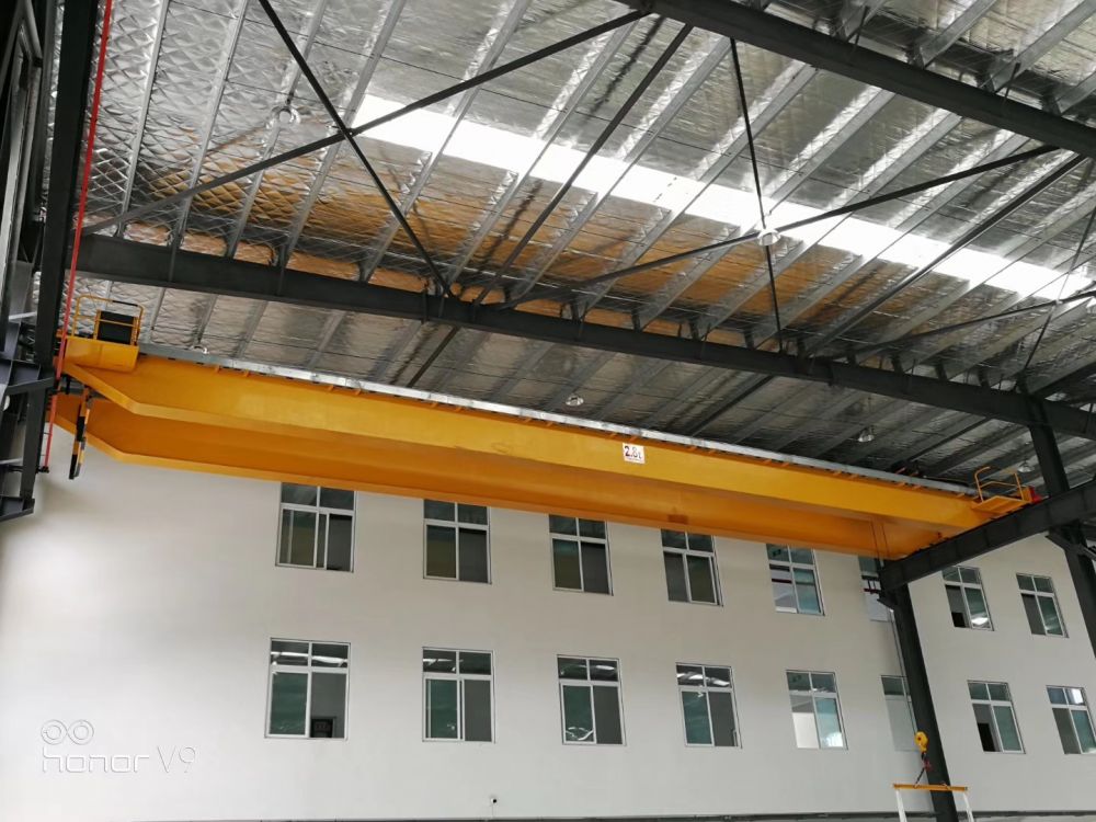 LH型電動(dòng)葫蘆雙梁橋式起重機(jī)簡(jiǎn)介、圖片