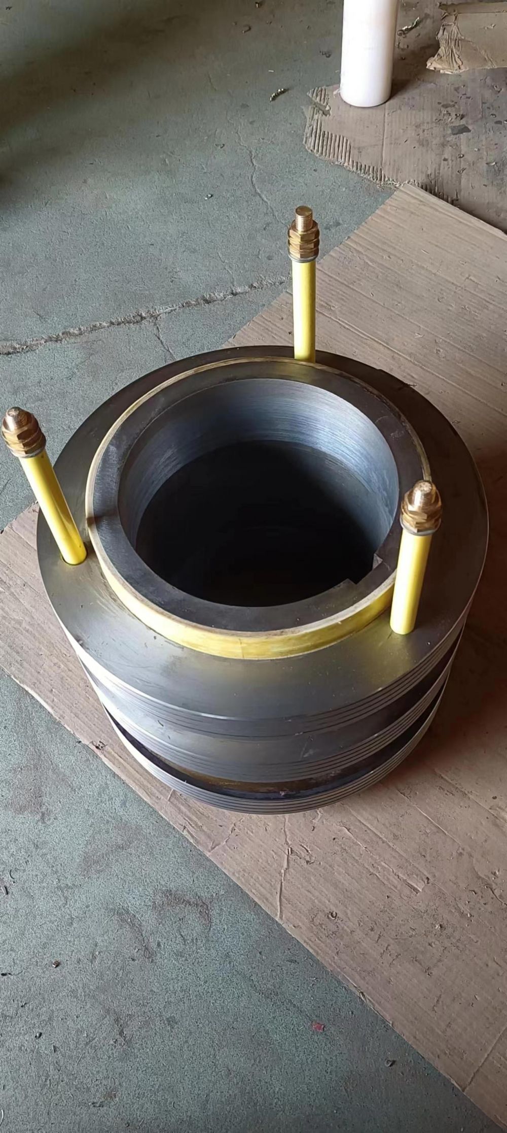 YRKK900-6 4000KW佳木斯電機集電環(huán)
