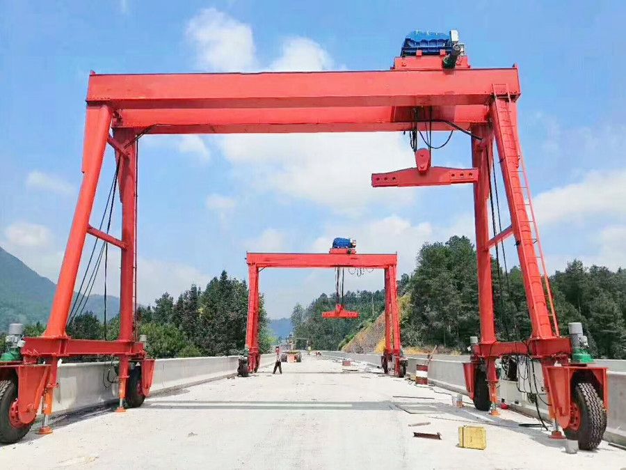 徐州起重機(jī)械、輪胎式提梁機(jī)、門式起重機(jī)廠家銷售服務(wù)