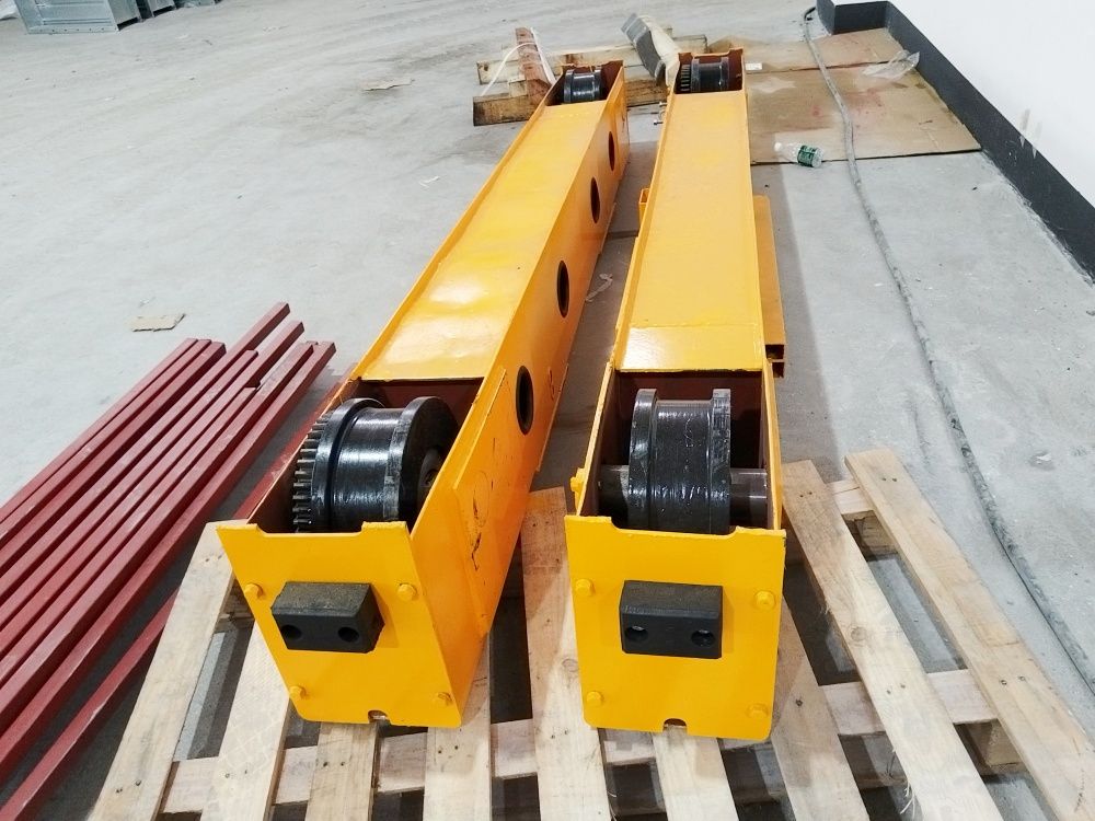 起重機(jī)端梁、電動(dòng)單梁起重機(jī)大車行走機(jī)構(gòu)、車輪組