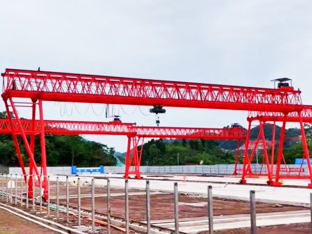 福建廈門起重機(jī)廠家提供提梁機(jī)、工程門式起重機(jī)制造、租賃、回收