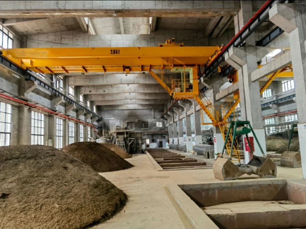 貴州起重機、釀造抓斗起重機、酒廠用抓斗橋式起重機