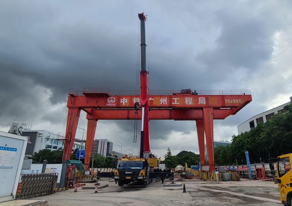 河南新鄉(xiāng)地鐵出渣機、地鐵專用龍門吊制造安裝租賃廠家服務(wù)