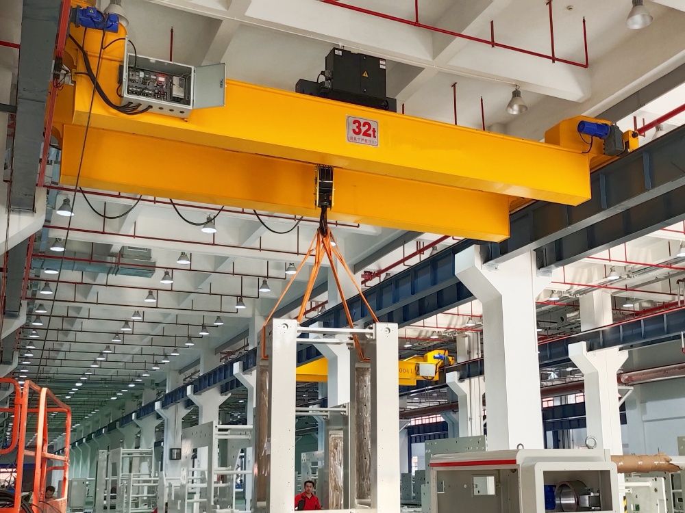 LH型電動葫蘆雙梁橋式起重機，解決牛腿上面空間較矮的安裝問題