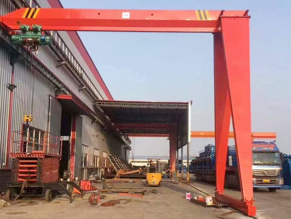 遼寧龍門吊、撫順門式起重機(jī)、MHB型半腿門式起重機(jī)型號(hào)規(guī)格