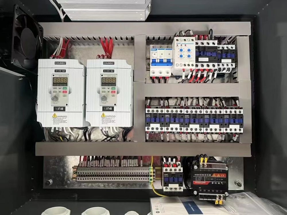 起重機電器控制箱柜廠家定制、高低壓/變頻器設(shè)計定制、安裝改造維修
