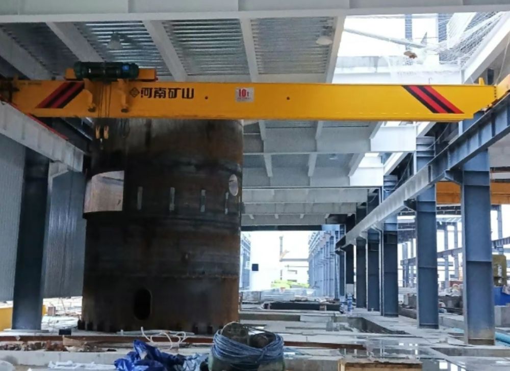 南通起重機(jī)廠家報(bào)價(jià)、LDP低靜空新型電動(dòng)單梁起重機(jī)