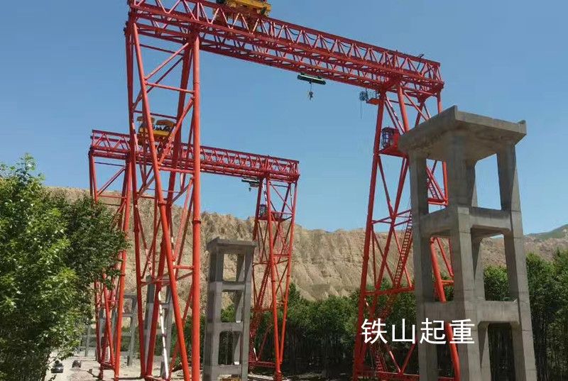 路橋起重、提梁機(jī)、200t30m路橋門機(jī)