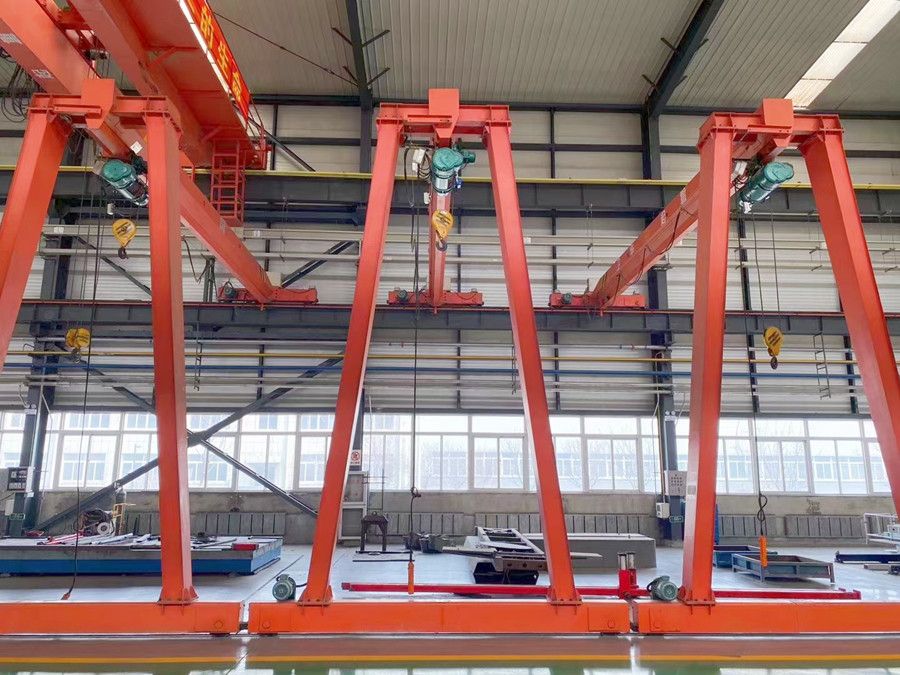 MH型電動(dòng)葫蘆門式起重機(jī)、MHB型半腿門式起重機(jī)