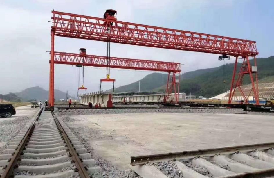 廣西龍門(mén)吊、MG型門(mén)式起重機(jī)、提梁機(jī)