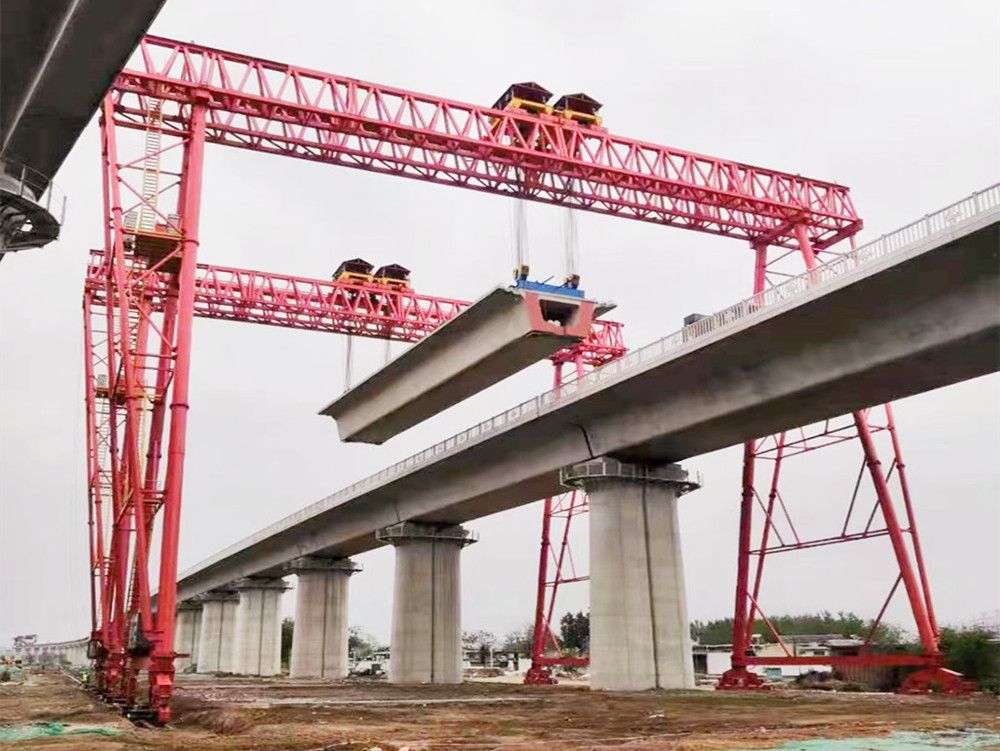 四川宜賓提梁機(jī)、路橋門(mén)機(jī)、桁架雙梁門(mén)式起重機(jī)廠家銷(xiāo)售安裝維修