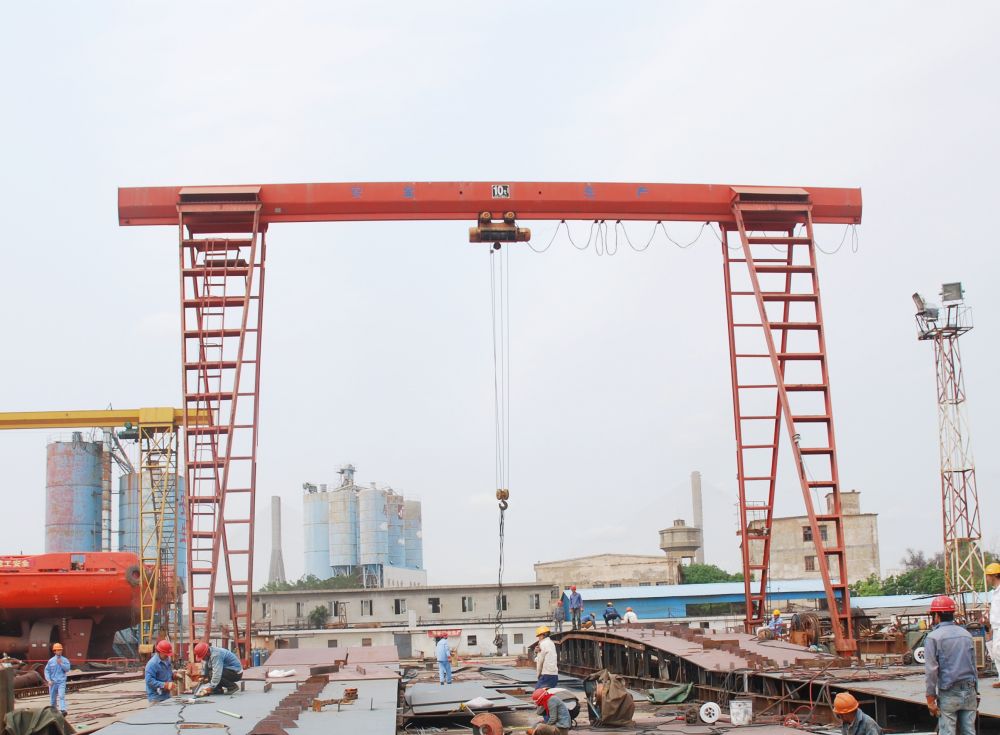 福建龍巖市電動(dòng)單梁門式起重機(jī)、單梁龍門吊廠家銷售服務(wù)