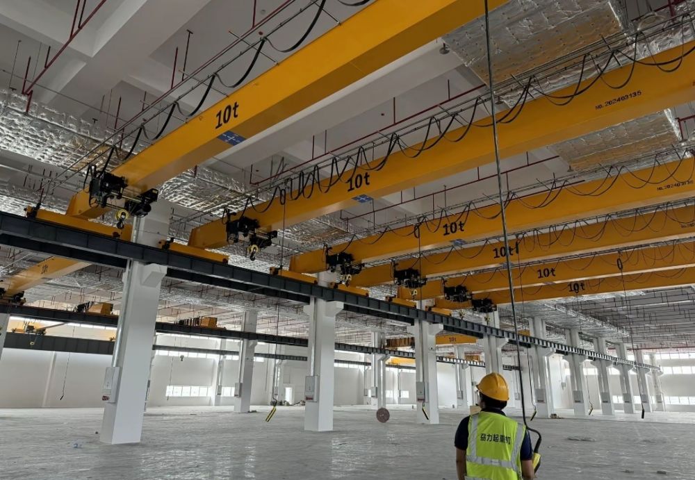 西安起重機(jī)、歐式新型電動(dòng)單梁起重機(jī)、歐式行車(chē)